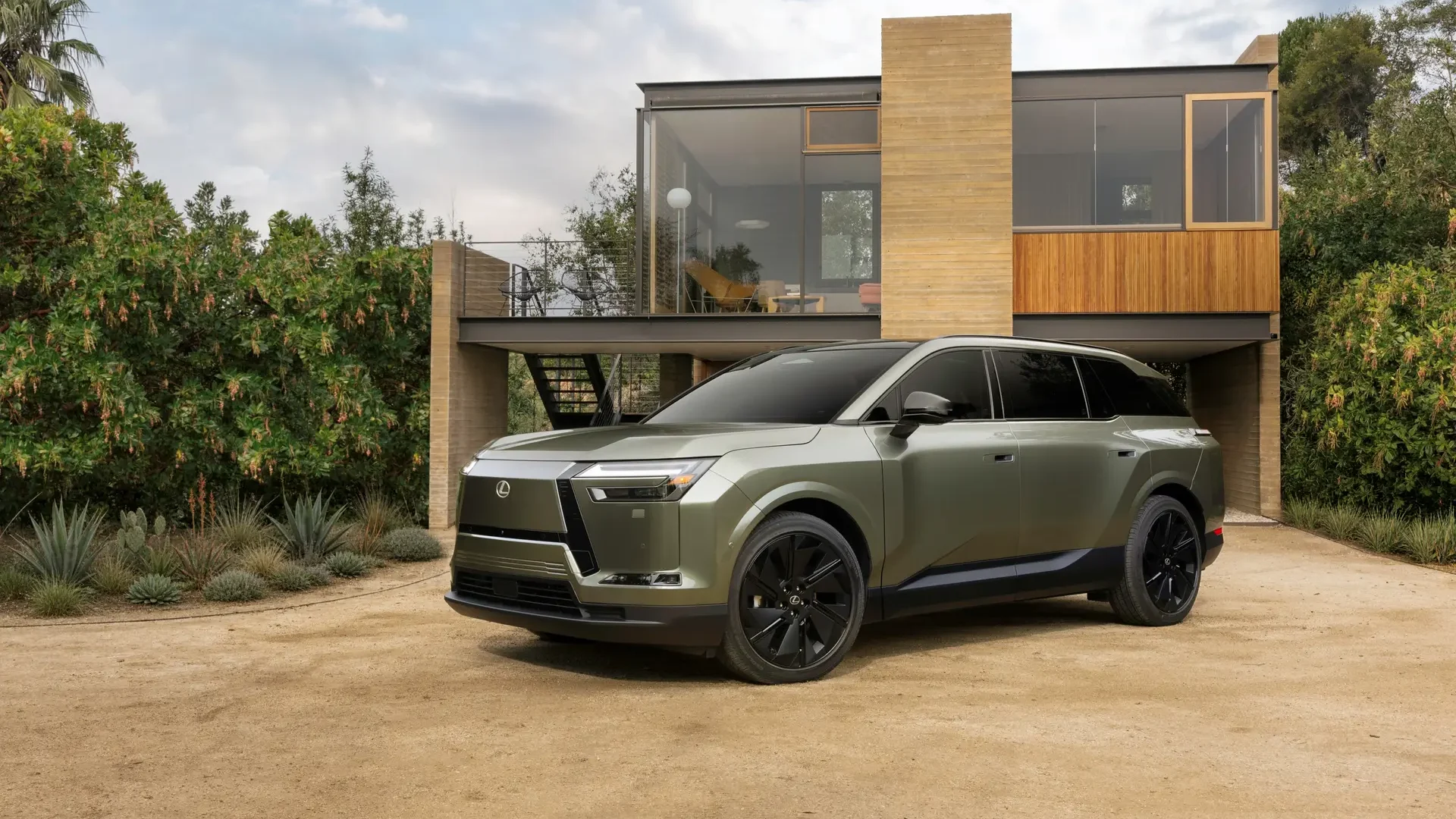 The 2027 Lexus TZ Brings a Three-Row Electric SUV Option With a 300-Mile Range